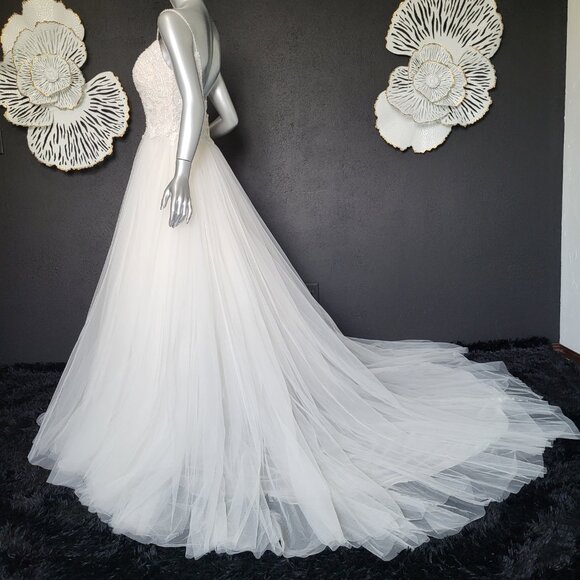 NWT~$2599~ALLURE BRIDAL~8/10~IVORY BEADED BALL GOWN FIT & FLARE WEDDING DRESS - Picture 7 of 16